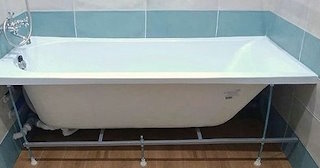 Установка акриловой ванны в Красногорске - Профессиональный монтаж от СантехДомКрр от 4172 рублей.